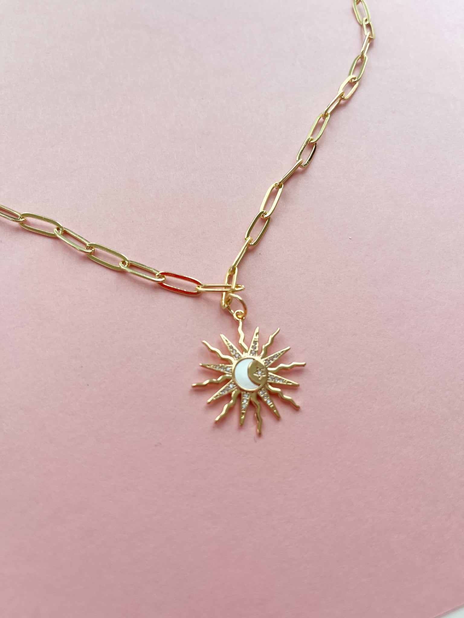 Sun Rays Charm Necklace (Oopsy Daisy Collection)